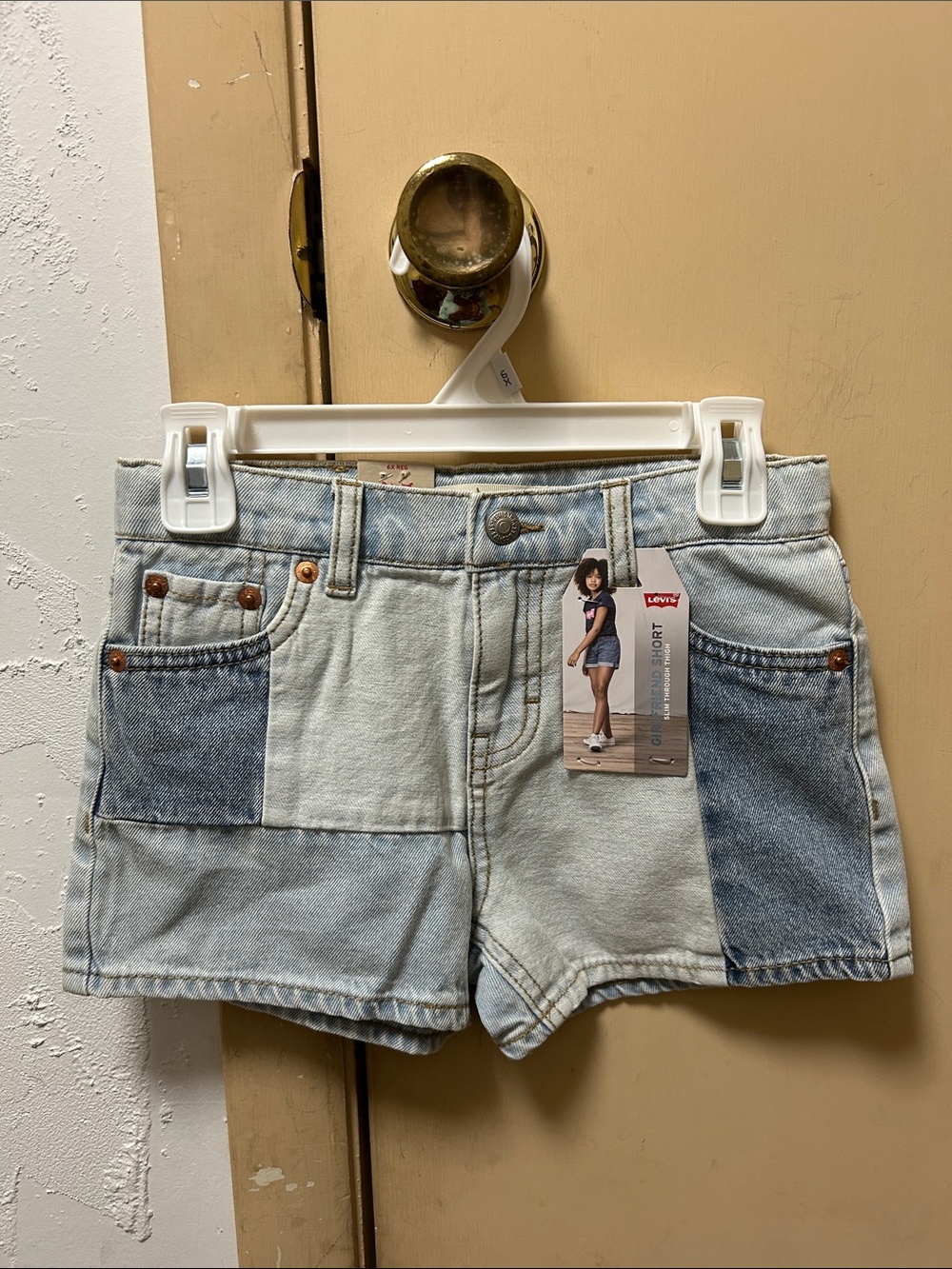 NWT Levi's Little Girls Colorblocked Style Girlfriend Denim Shorts